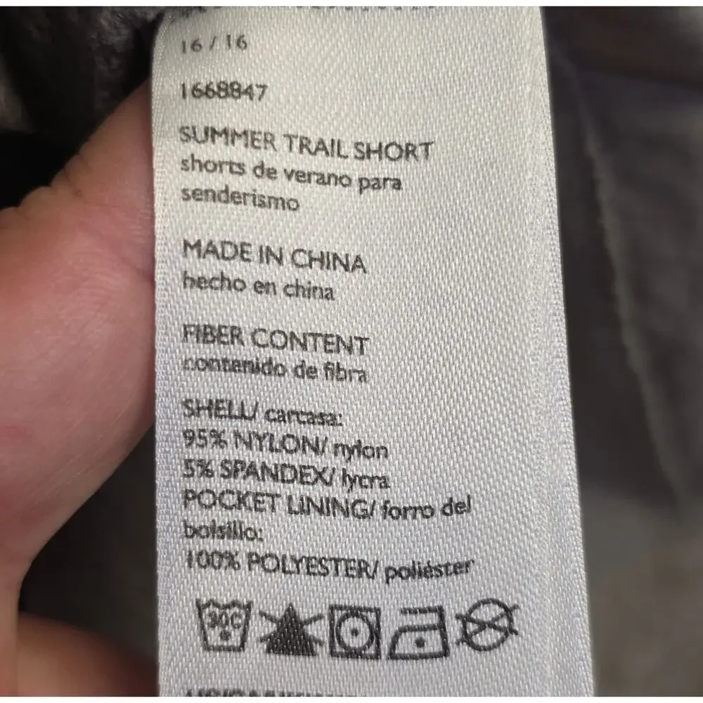 Gorpcore Eddie Bauer Women's Hiking Plus Size Cargo Shorts 16 Gray Nylon Stretch